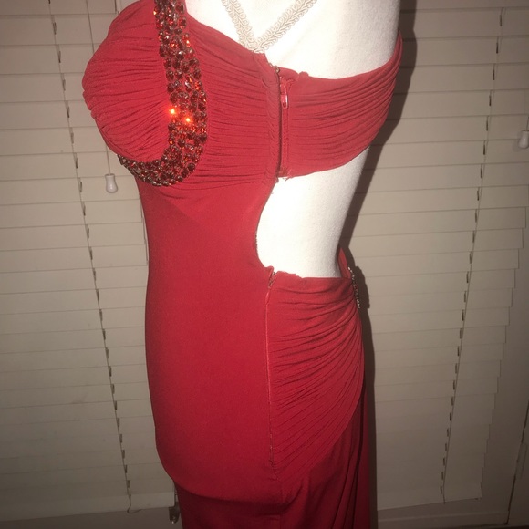 💎 Red JOVANI evening gown with rhinestones - Picture 5 of 8